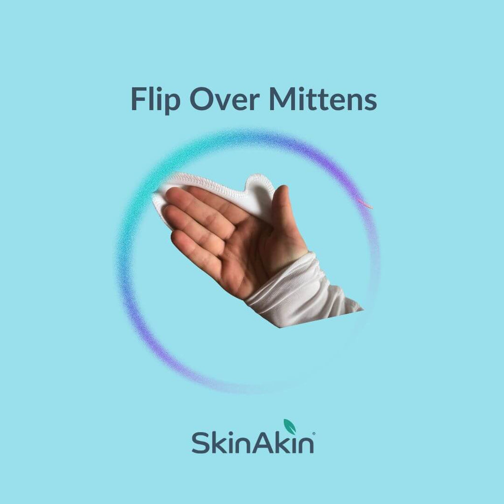 A close up of Skinakin's eczema pyjamas scratch mitt flip over detail.